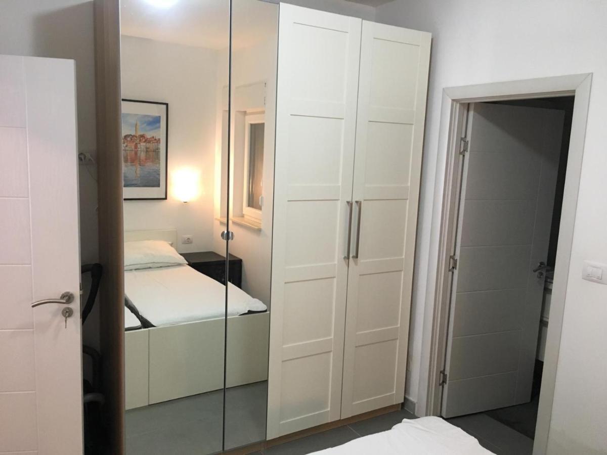 Apartment To Rent Pula Exterior photo